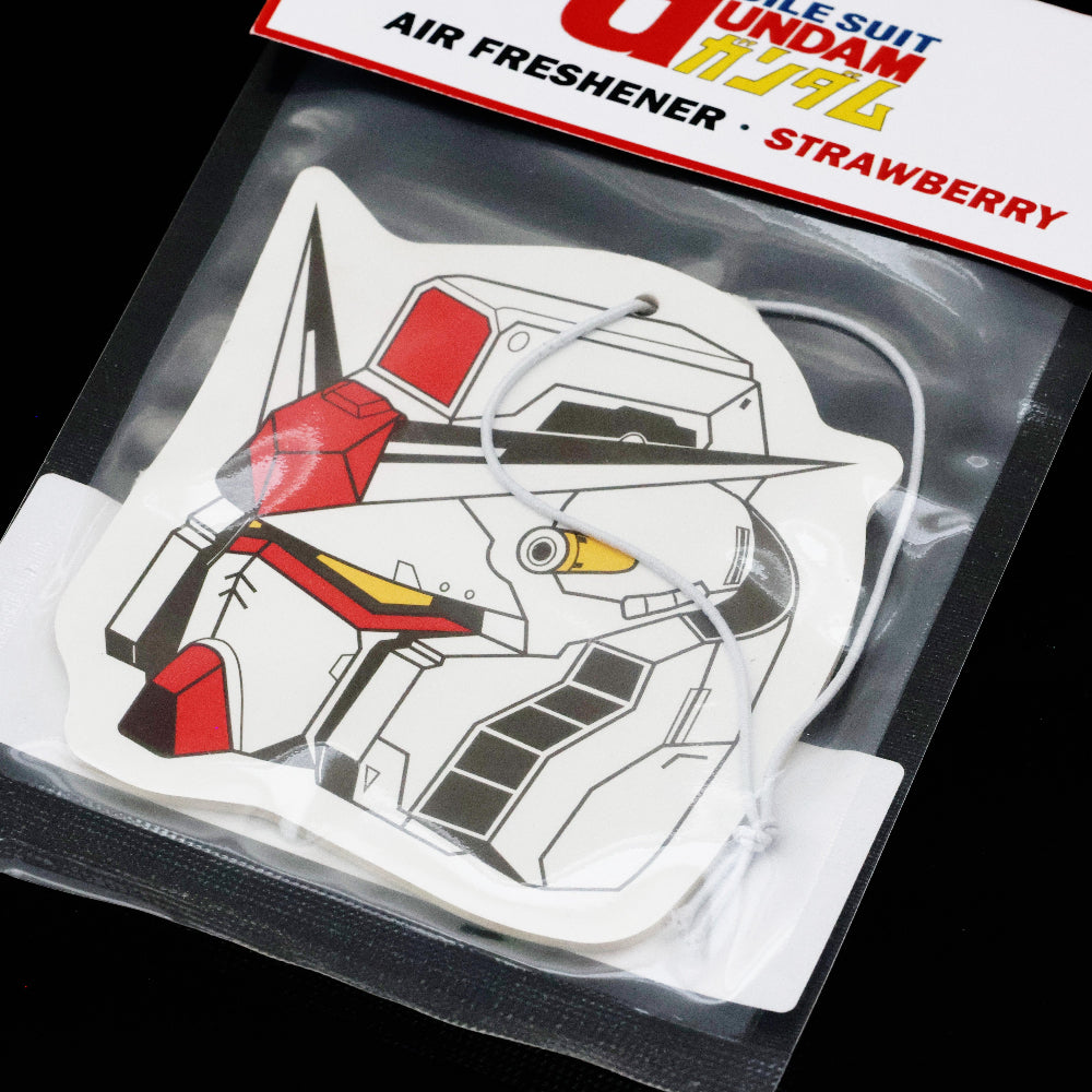 Gundam car air freshener card Strawberry: A sweet and fruity aroma to uplift your spirits.