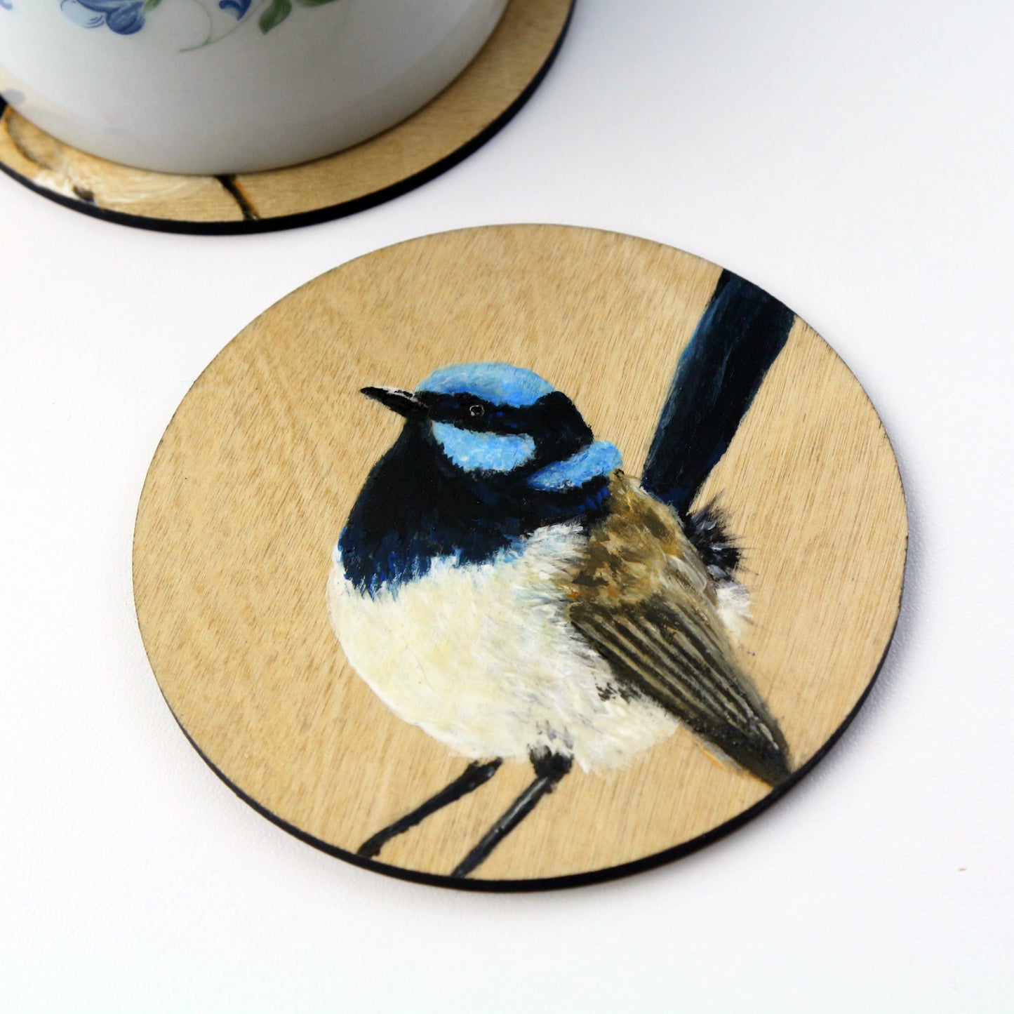 Original Australian art. Hand painted superb fairywren on wooden coaster. Original Australian bird artwork from Artysn Studio.