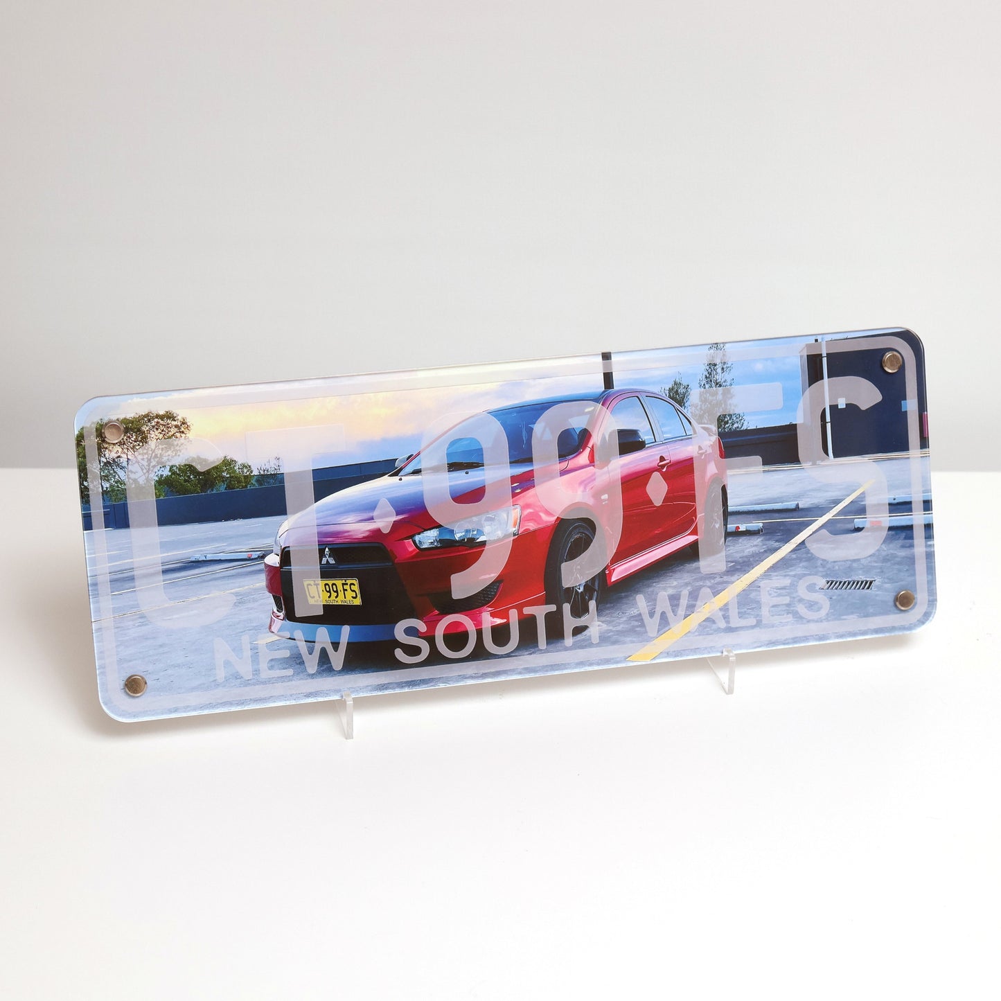 Custom car number plate wall plaque, personalized automotive artwork, novelty sign for car enthusiasts with optional tabletop display.