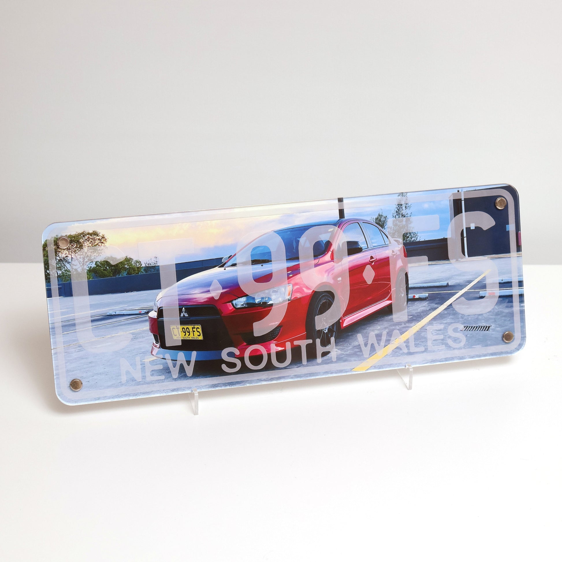 Custom car number plate wall plaque, personalized automotive artwork, novelty sign for car enthusiasts with optional tabletop display.