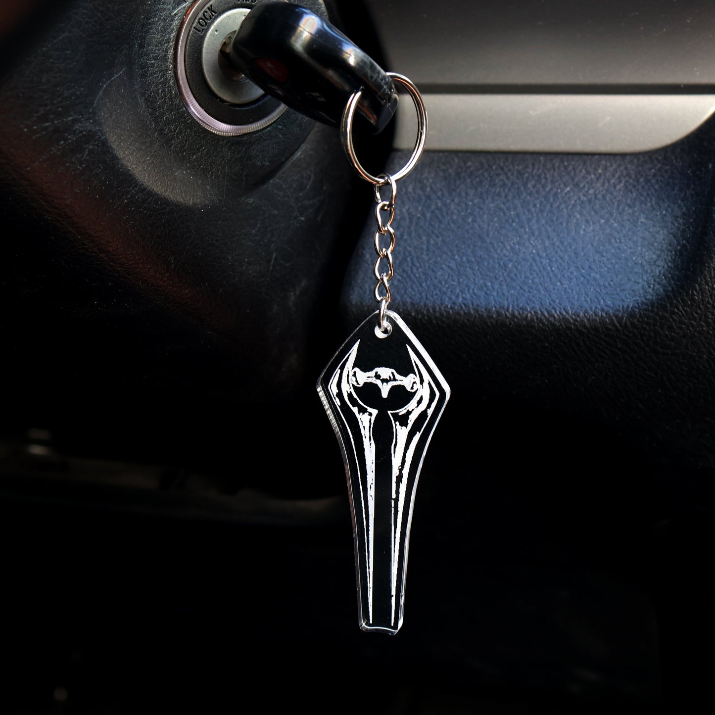 Halo-inspired Energy Sword keychain, clear acrylic design for car key.